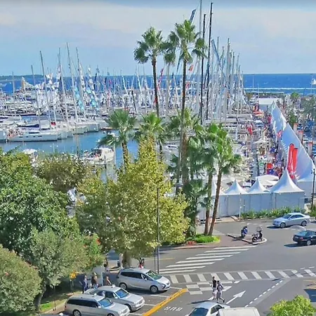 Quai St Pierre 2 Bedrooms With Balcony And Sea View Lägenhet Cannes
